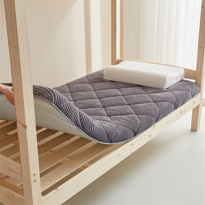 91家纺网 家纺一手货源 找家纺 2025新款柔软舒适魔法绒棉花床垫系列-学生款 星空灰