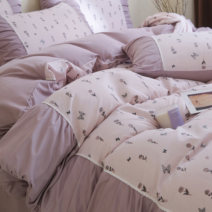 91家纺网 家纺一手货源 找家纺 布可家纺 2025新款A类法式清新褶皱印花四件套 花间萤梦