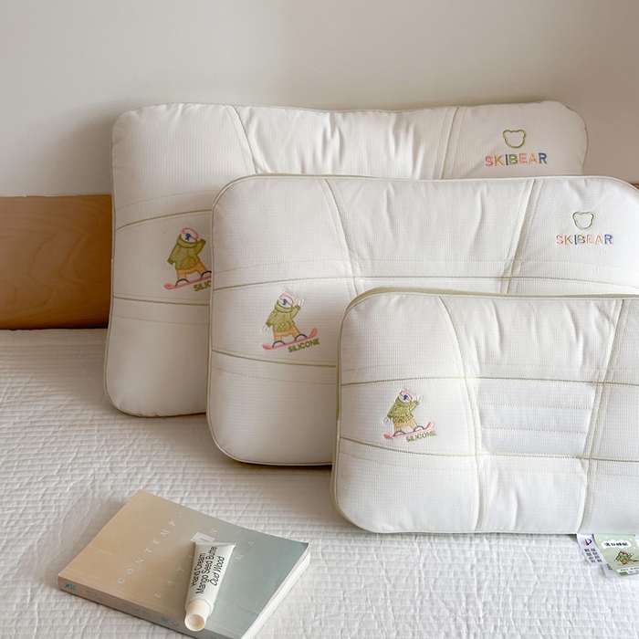 91家纺网 家纺一手货源 找家纺 （总）伟邦2025新款亲子滑板狗决明子枕枕头枕芯