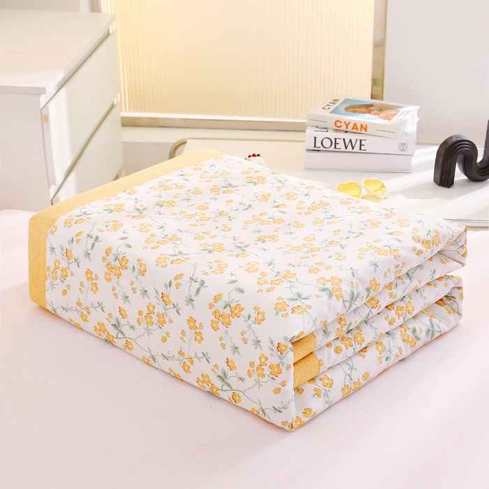 91家纺网 家纺一手货源 找家纺 鑫棉坊 2025新款A类全棉印花大豆纤维空调被大豆被 春风拂面