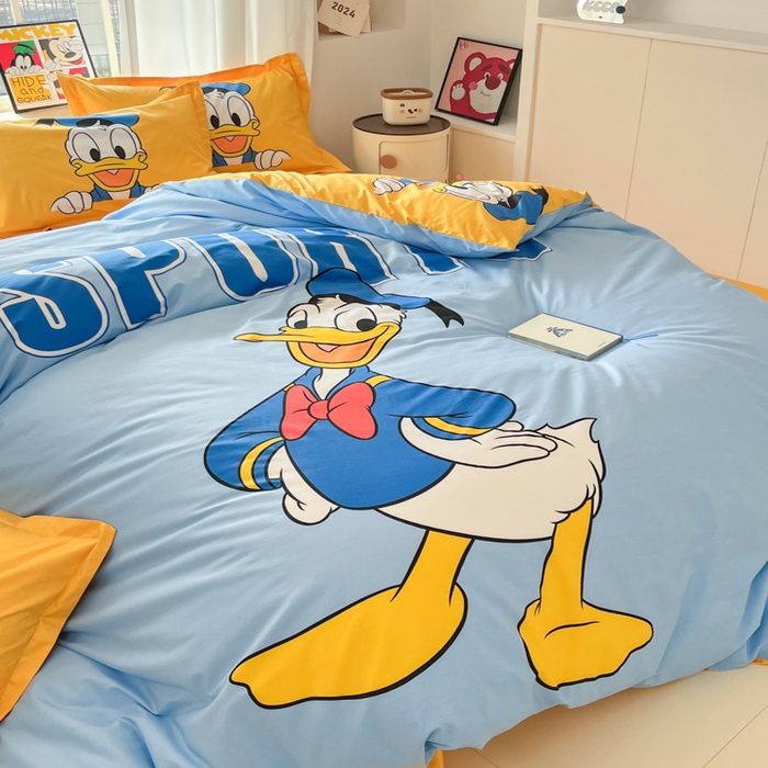 91家纺网 家纺一手货源 找家纺 典曼家纺 2025新款迪士尼大版印花卡通四件套 开心鸭