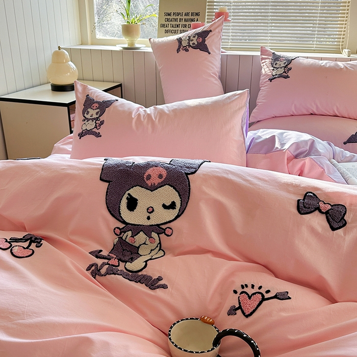 91家纺网 家纺一手货源 找家纺 金爱家 2025新款全棉毛巾绣四件套 毛巾绣-睡梦库洛米