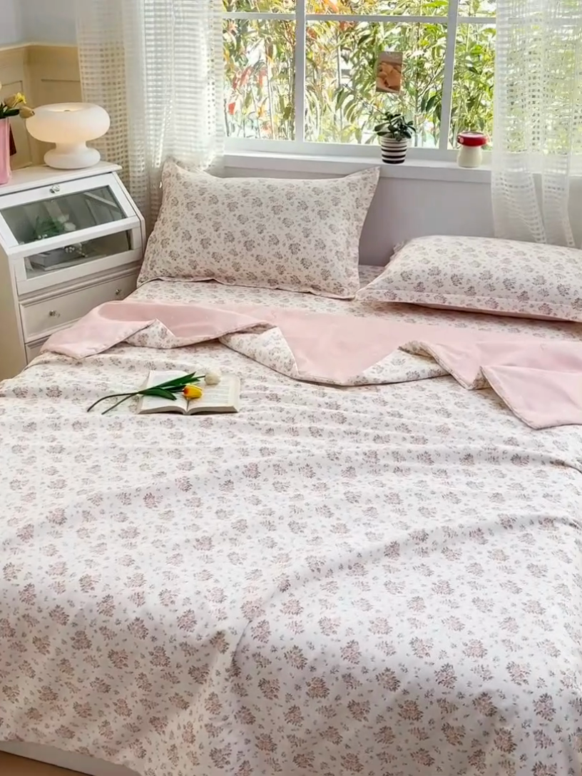 91家纺网 家纺一手货源 找家纺 元元被芯 2025新款40支13372全棉印花夏被四件套 缘月