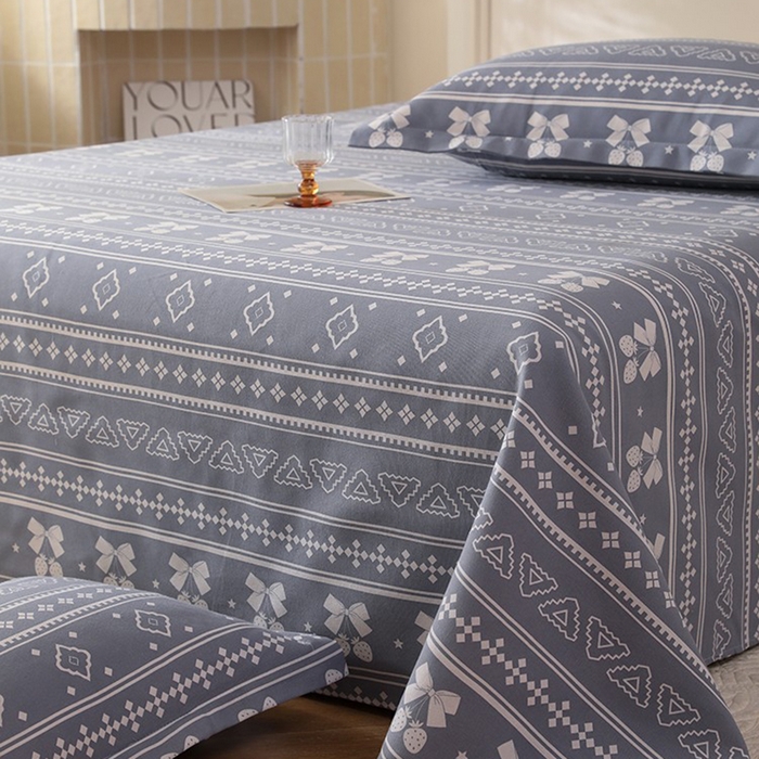 91家纺网 家纺一手货源 找家纺 幸嘉轩2025新款亲肤舒适床单三件套 草莓情