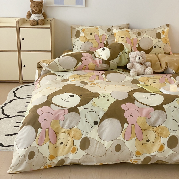 91家纺网 家纺一手货源 找家纺 慕希家纺 2025新款全棉13372印花四件套 熊熊总动员