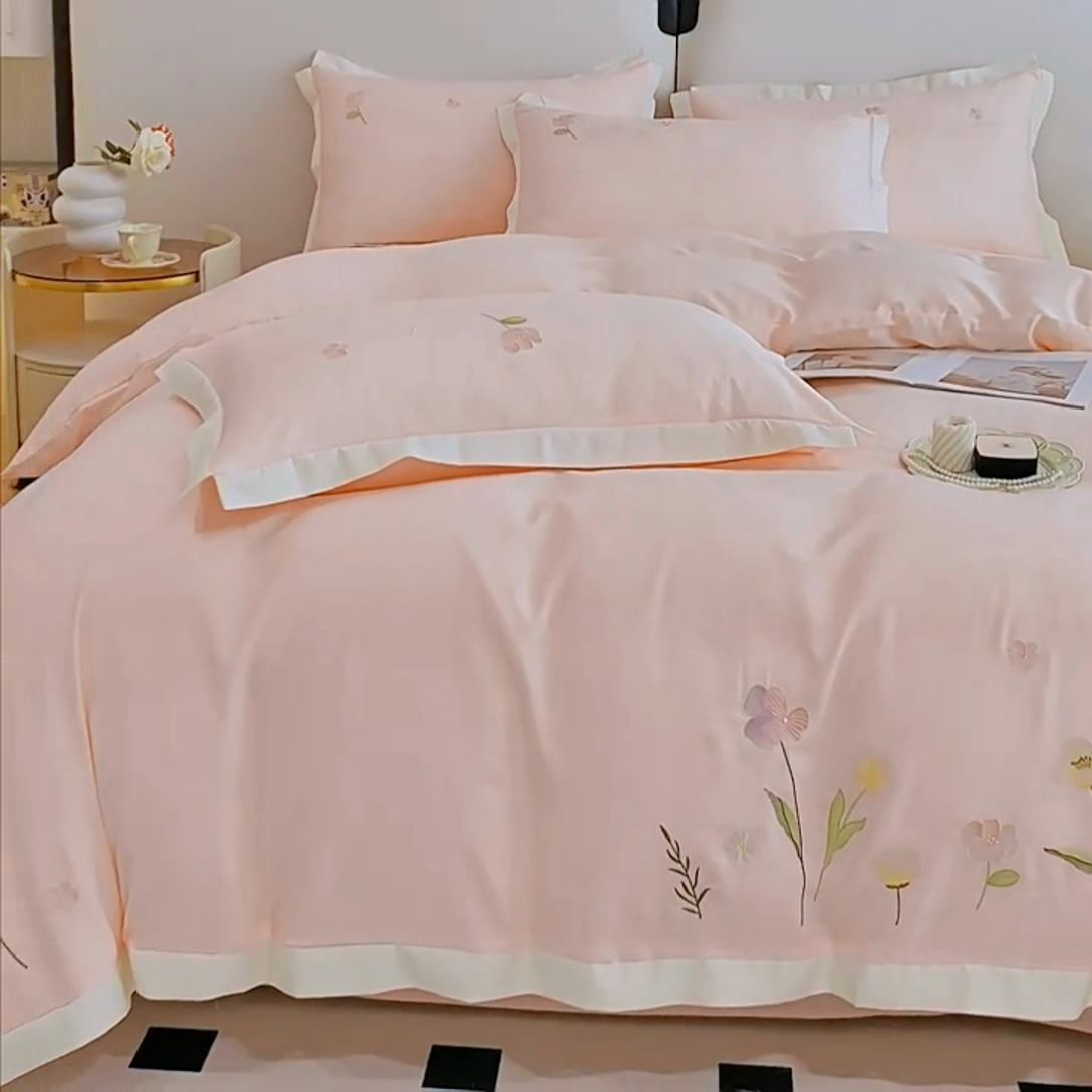 91家纺网 家纺一手货源 找家纺 狂想家 2025亲肤棉重工刺绣系列四件套-花海 花海浅杏粉