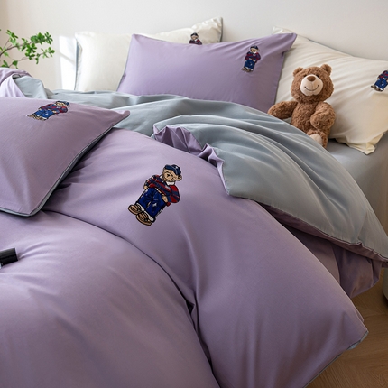 澳梵家居2025新款A类裸睡级全棉刺绣四件套-英伦小熊 英伦熊-高级紫