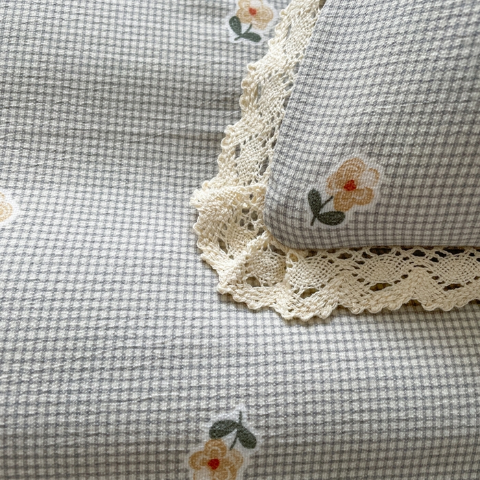 91家纺网 家纺一手货源 找家纺 仟网汇 2025新款韩版镂空花边针织双层纱四件套 婉约灰