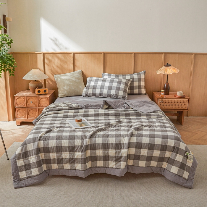 91家纺网 家纺一手货源 找家纺 猎鹿人家纺2025新款A类无印风水洗棉新疆棉花夏被 优卡生活