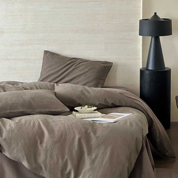 91家纺网 家纺一手货源 找家纺 梦享生活家居 2025新款全棉三层肌理提花四件套-素写系列 素写-可可棕