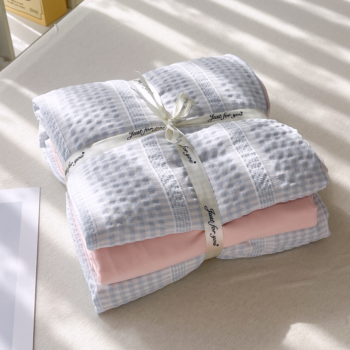 91家纺网 家纺一手货源 找家纺 （总）老K (原美阁） 2025新款亲肤舒适有氧针织棉亲肤四件套-叠拍图