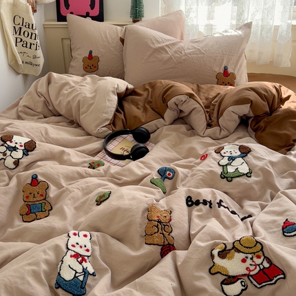 91家纺网 家纺一手货源 找家纺 （总）花伞家居 2025新款精灵水洗棉毛巾绣四件套含买家秀