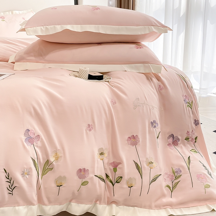 91家纺网 家纺一手货源 找家纺 狂想家 2025亲肤棉重工刺绣系列四件套-花海 花海浅杏粉