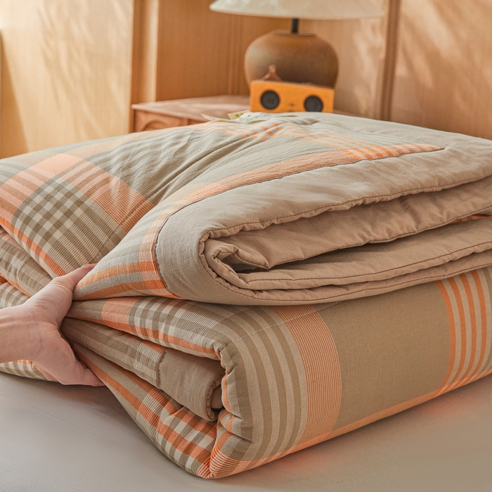 91家纺网 家纺一手货源 找家纺 猎鹿人家纺2025新款A类无印风水洗棉新疆棉花夏被 夏日芳华-橙