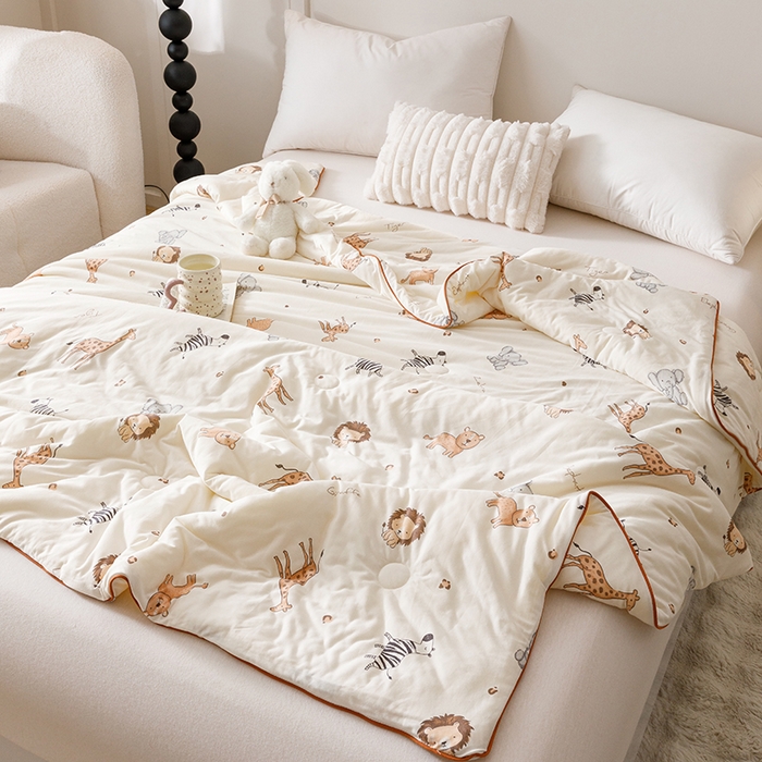 91家纺网 家纺一手货源 找家纺 优被业 2025新款A类牛奶丝针织棉夏被20%大豆(四周踩棉)软糯夏凉被空调被 狮子王国