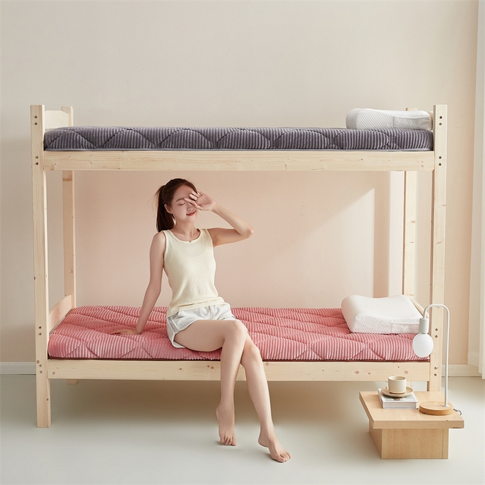 91家纺网 家纺一手货源 找家纺 2025新款柔软舒适魔法绒棉花床垫系列-学生款 清新粉