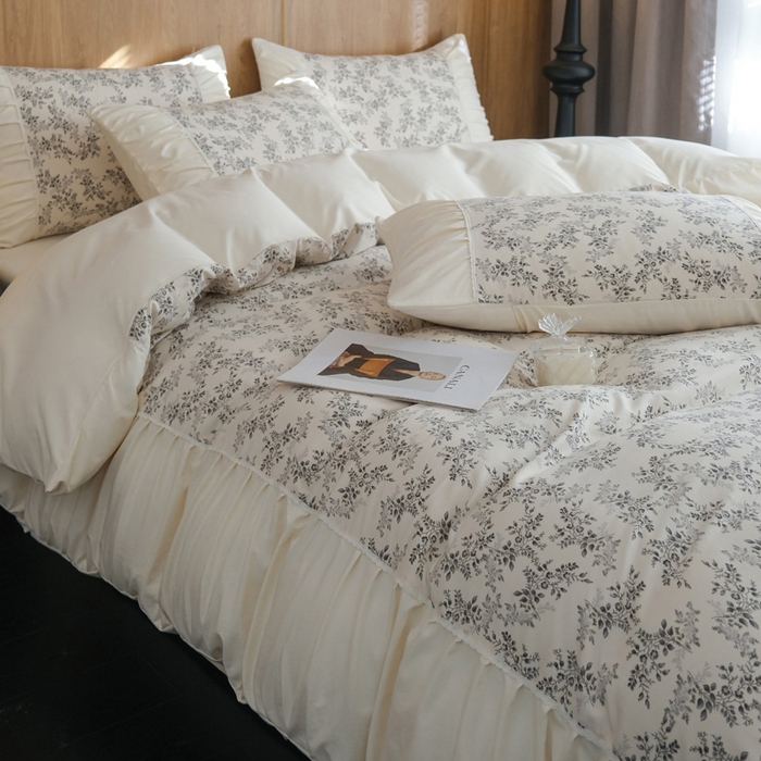 91家纺网 家纺一手货源 找家纺 布可家纺 2025新款A类法式清新褶皱印花四件套 椿山恋