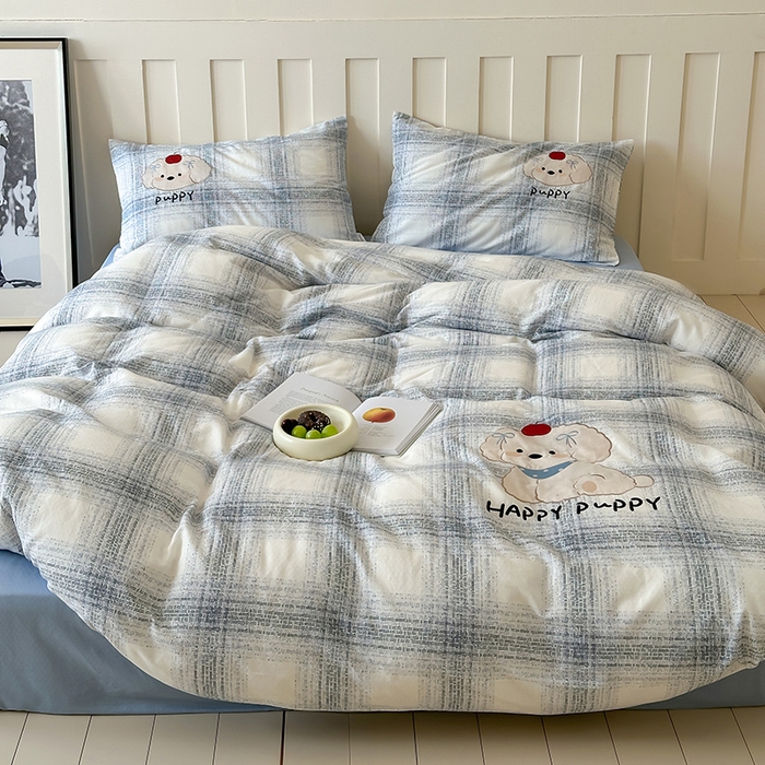 91家纺网 家纺一手货源 找家纺 圆岛家纺 2025新款全棉双层纱贴布绣四件套 小狗莎莎