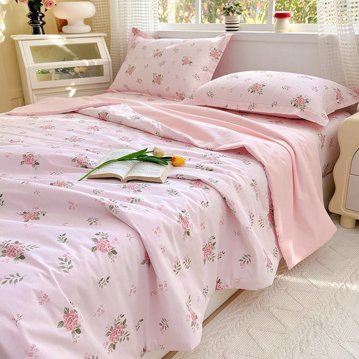 91家纺网 家纺一手货源 找家纺 元元被芯 2025新款40支13372全棉印花夏被四件套 诗雨