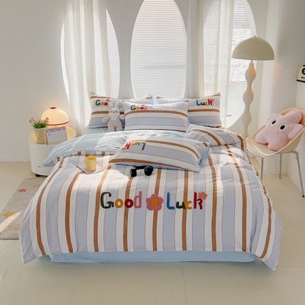 91家纺网 家纺一手货源 找家纺 （总）子钦家纺 2025春夏新款云朵棉毛巾绣跑量款床单床笠四件套-小幸运