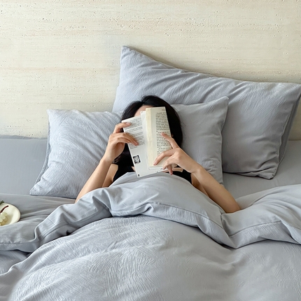 91家纺网 家纺一手货源 找家纺 梦享生活家居 2025新款全棉三层肌理提花四件套-素写系列 素写-银灰