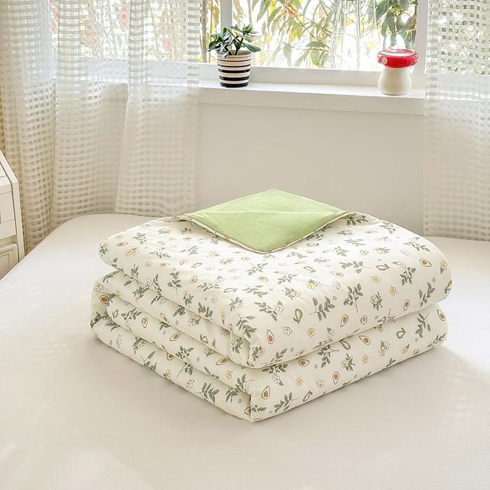 91家纺网 家纺一手货源 找家纺 2025新款40支13372全棉印花夏被 绿意