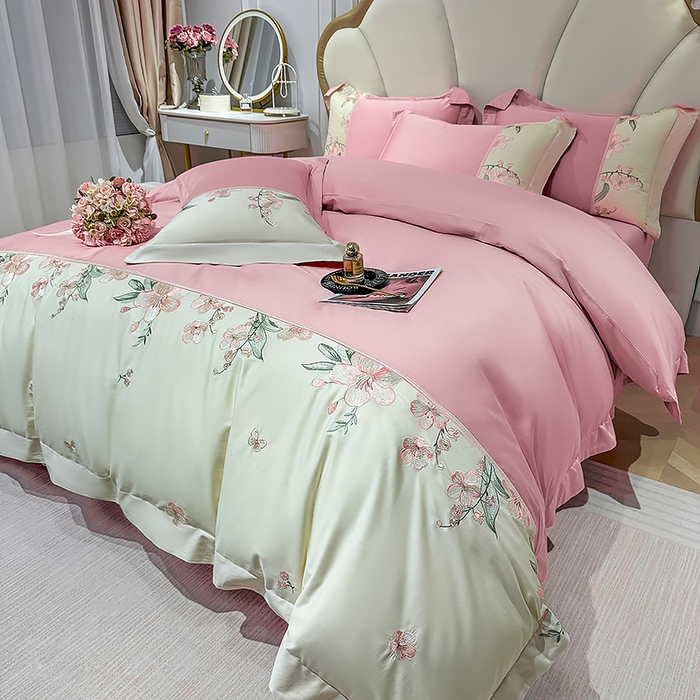 91家纺网 家纺一手货源 找家纺 宅家居 2025轻奢法式小香风双面纯棉刺绣拼接款长绒棉四件套-樱花恋 樱花粉