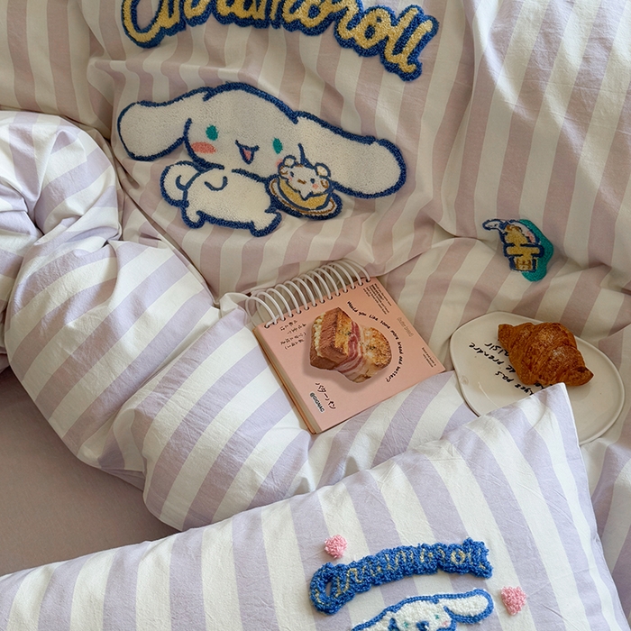 91家纺网 家纺一手货源 找家纺 金爱家 2025新款全棉毛巾绣四件套 毛巾绣-条纹玉桂狗