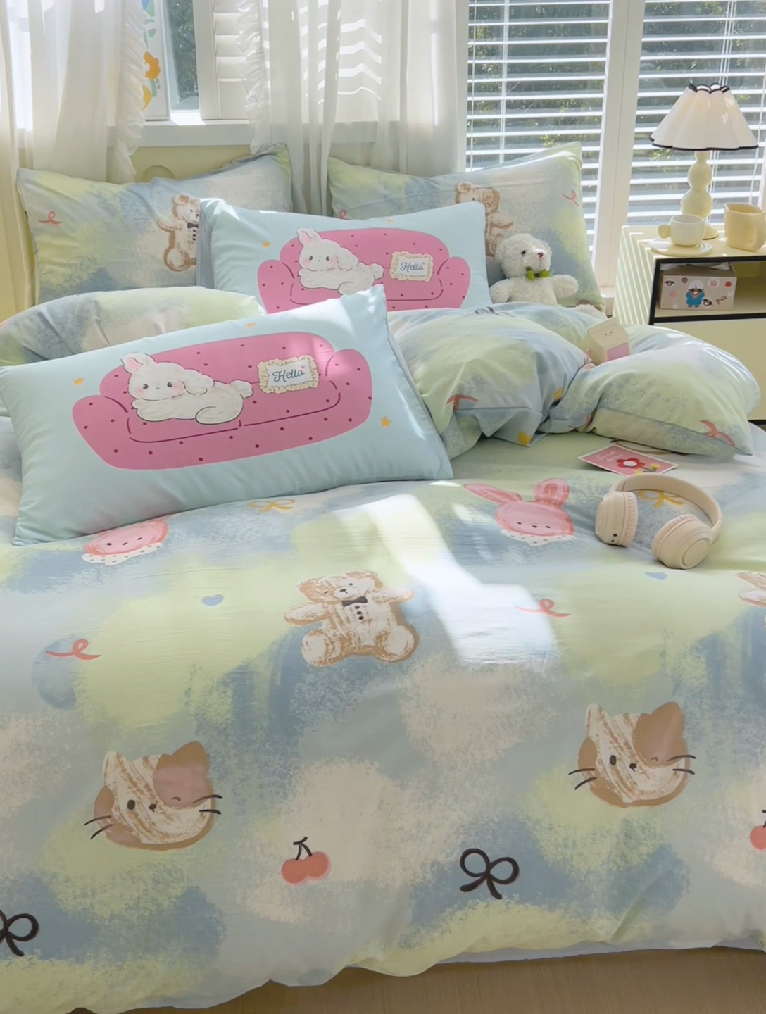 91家纺网 家纺一手货源 找家纺 大麦乐田2025新款超柔大版印花四件套 沙发兔蜡画