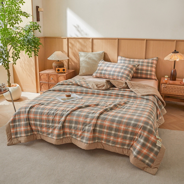 91家纺网 家纺一手货源 找家纺 猎鹿人家纺2025新款A类无印风水洗棉新疆棉花夏被 诺卡橙