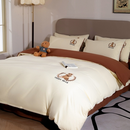 澳梵家居2025新款A类全棉水洗棉刺绣四件套-泰迪小熊 泰迪熊-白巧