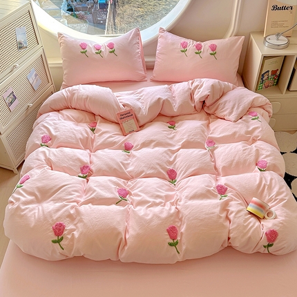 91家纺网 家纺一手货源 找家纺 韩秀家纺 2025新款115g超柔糯糯棉水洗棉毛巾绣四件套 爱情玫瑰玉