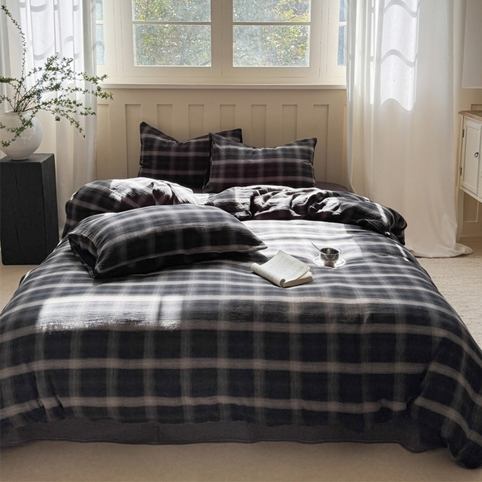 91家纺网 家纺一手货源 找家纺 萝莉家纺 2025新款复古全棉A类色织双层纱皱皱纱格子四件套 黑大格