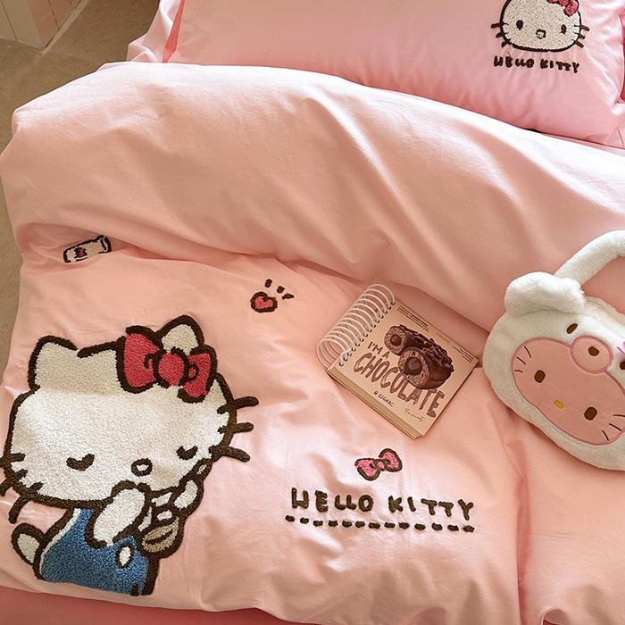 91家纺网 家纺一手货源 找家纺 金爱家 2025新款全棉毛巾绣四件套 毛巾绣-甜粉kt