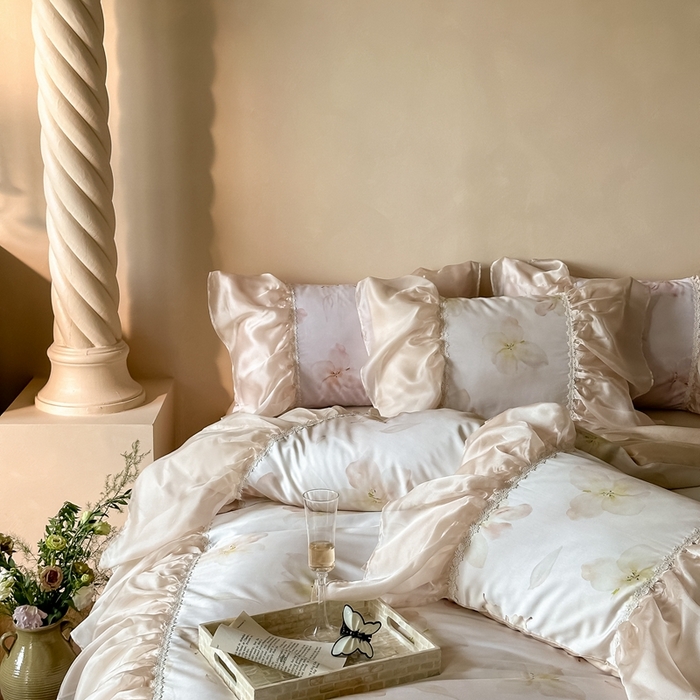 91家纺网 家纺一手货源 找家纺 佳汐蓝家纺 2025新款100支澳棉四件套-蝶恋花 香槟色