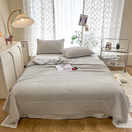 91家纺网 家纺一手货源 找家纺 （总）库里梦家纺 2025新款网红直播A类母婴级3D按摩凉感冰豆豆夏被