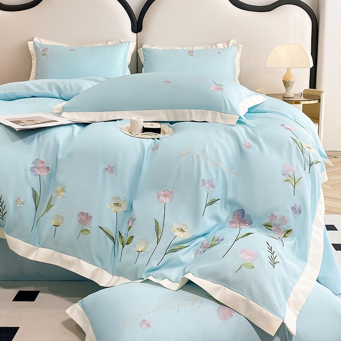 91家纺网 家纺一手货源 找家纺 狂想家 2025亲肤棉重工刺绣系列四件套-花海 花海天蓝