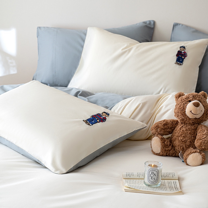 91家纺网 家纺一手货源 找家纺 （总）澳梵家居2025新款A类裸睡级全棉刺绣四件套-英伦小熊