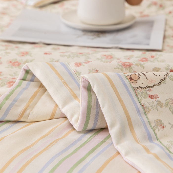 91家纺网 家纺一手货源 找家纺 鑫棉坊 2025新款A类全棉印花大豆纤维空调被大豆被 清茶小熊-米