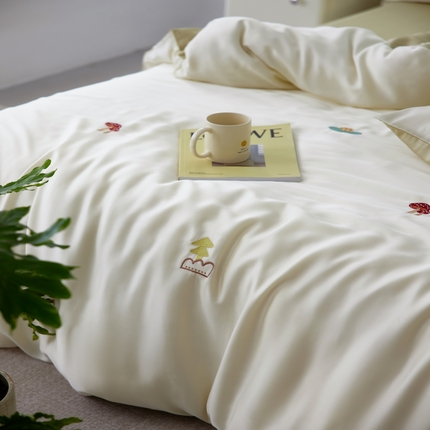 简纯主义 2025新款天丝四件套 散点系列 朵朵