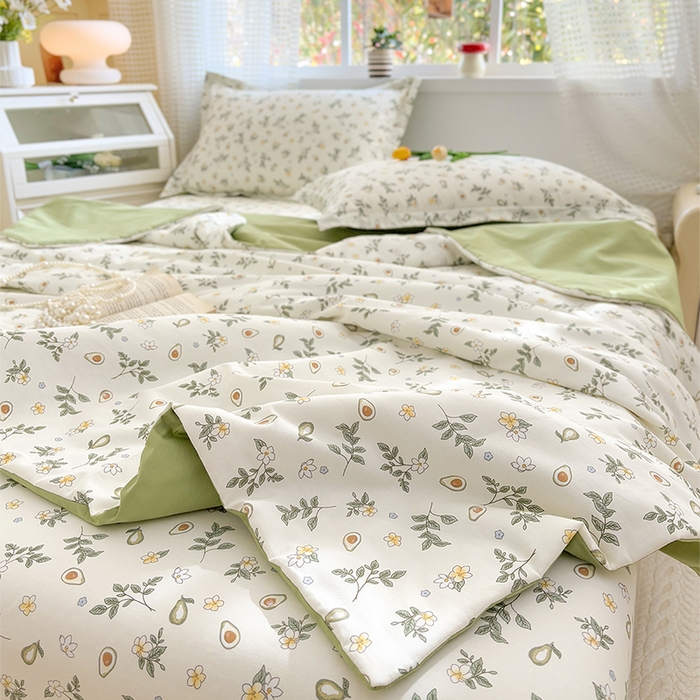 91家纺网 家纺一手货源 找家纺 元元被芯 2025新款40支13372全棉印花夏被四件套 绿意