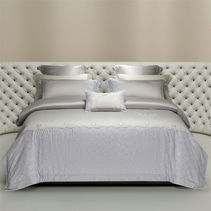 91家纺网 家纺一手货源 找家纺 高大尚婚庆馆 2025新款艾能棉高端绣花四件套-巴黎甜心 巴黎甜心-绅士灰