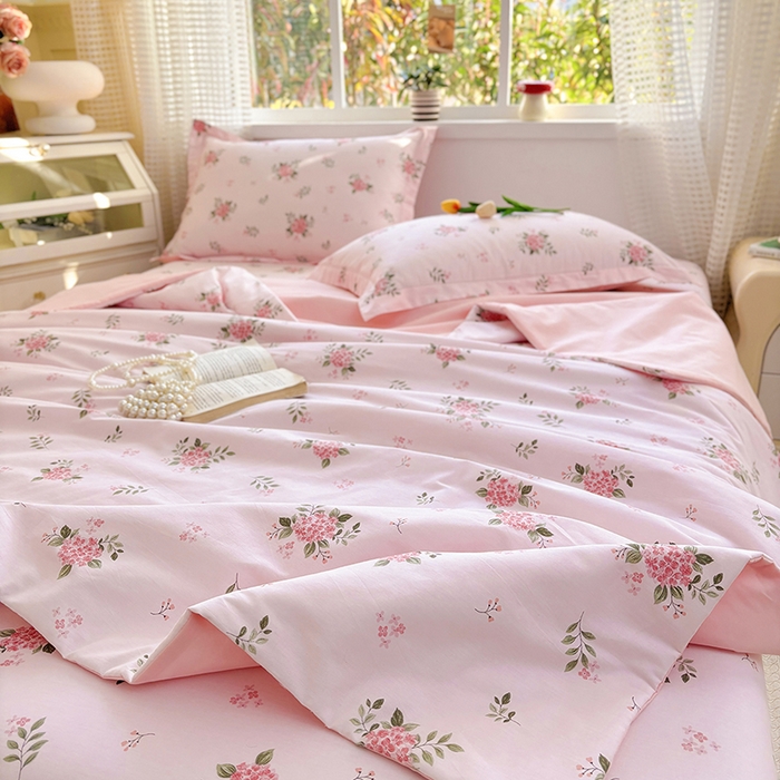 91家纺网 家纺一手货源 找家纺 2025新款40支13372全棉印花夏被 诗雨