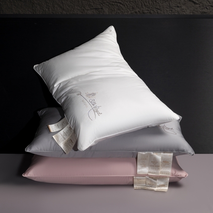 91家纺网 家纺一手货源 找家纺 （总）露函家居 2025新款全棉贡缎50双股100s蚕丝枕 枕芯枕头