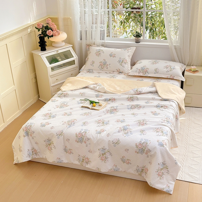 91家纺网 家纺一手货源 找家纺 元元被芯 2025新款40支13372全棉印花夏被四件套 花舞