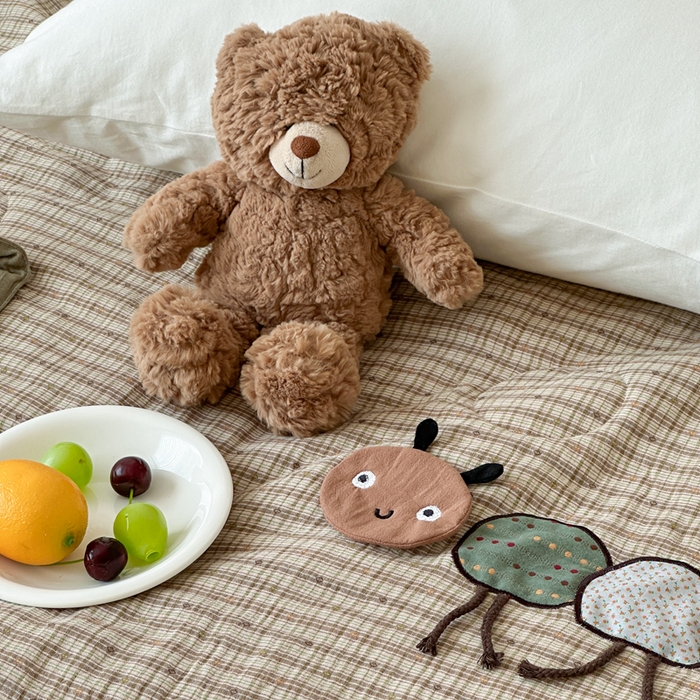 91家纺网 家纺一手货源 找家纺 月夏 2025新款全棉双层纱纱布夏被夏凉被空调被 毛毛虫-绿【填充新疆棉花】