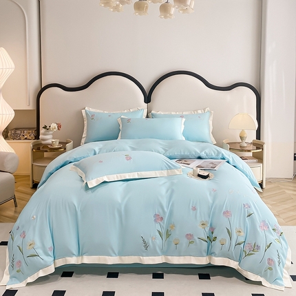 91家纺网 家纺一手货源 找家纺 狂想家 2025亲肤棉重工刺绣系列四件套-花海 花海浅杏粉