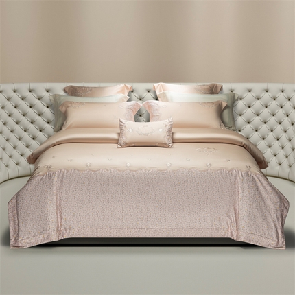 91家纺网 家纺一手货源 找家纺 高大尚婚庆馆 2025新款艾能棉高端绣花四件套-巴黎甜心 巴黎甜心-香妃玉