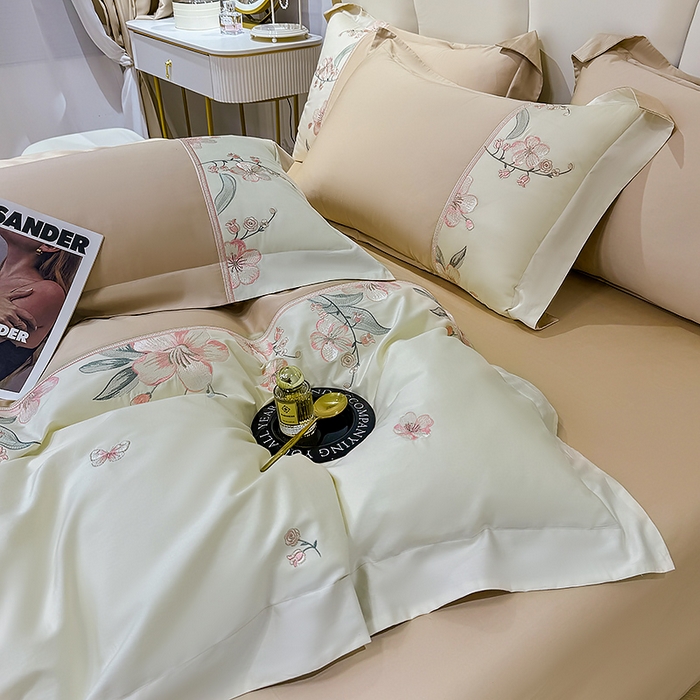 91家纺网 家纺一手货源 找家纺 宅家居 2025轻奢法式小香风双面纯棉刺绣拼接款长绒棉四件套-樱花恋 香槟金