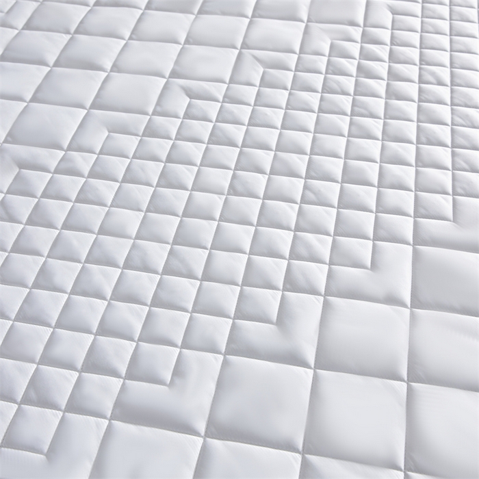 91家纺网 家纺一手货源 找家纺 艺博床垫 2025新款真丝椰棕床垫 月光白